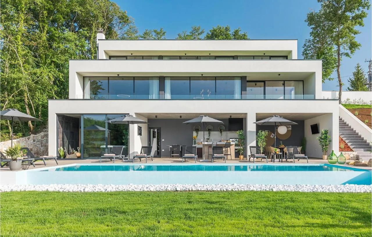 Awesome Home In Zminj With Wifi 0*,