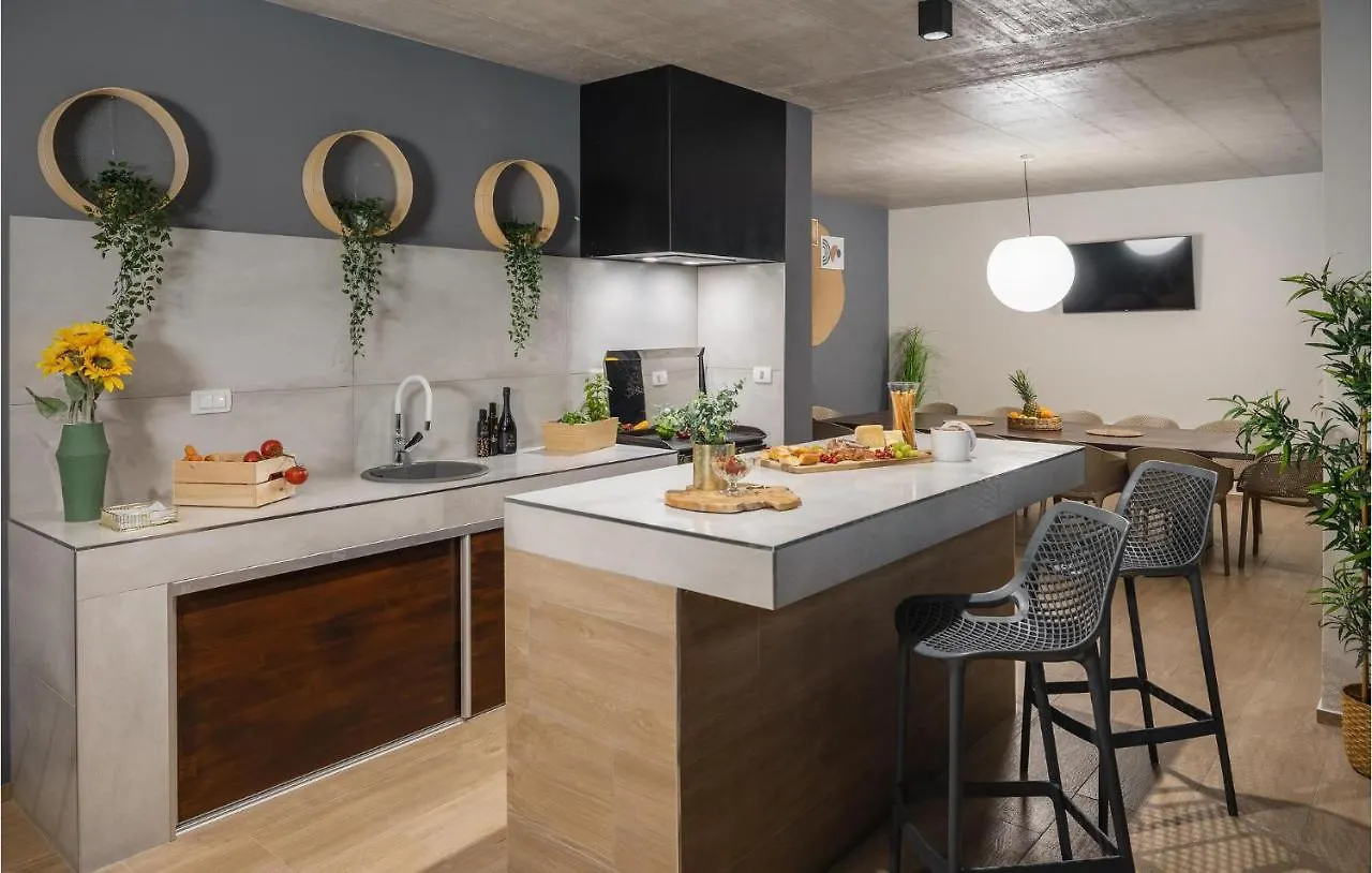 Awesome Home In Zminj With Wifi 0*,