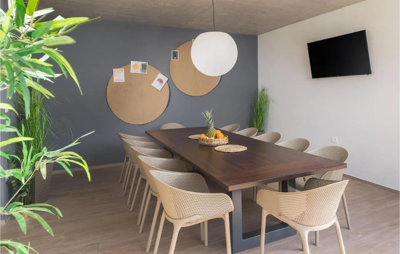 Awesome Home In Zminj With Wifi 0*,