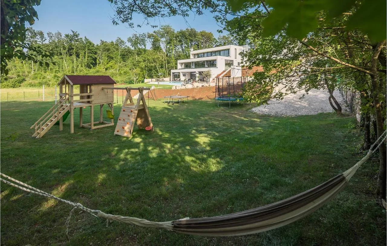 Holiday home Awesome Home In Zminj With Wifi Croatia