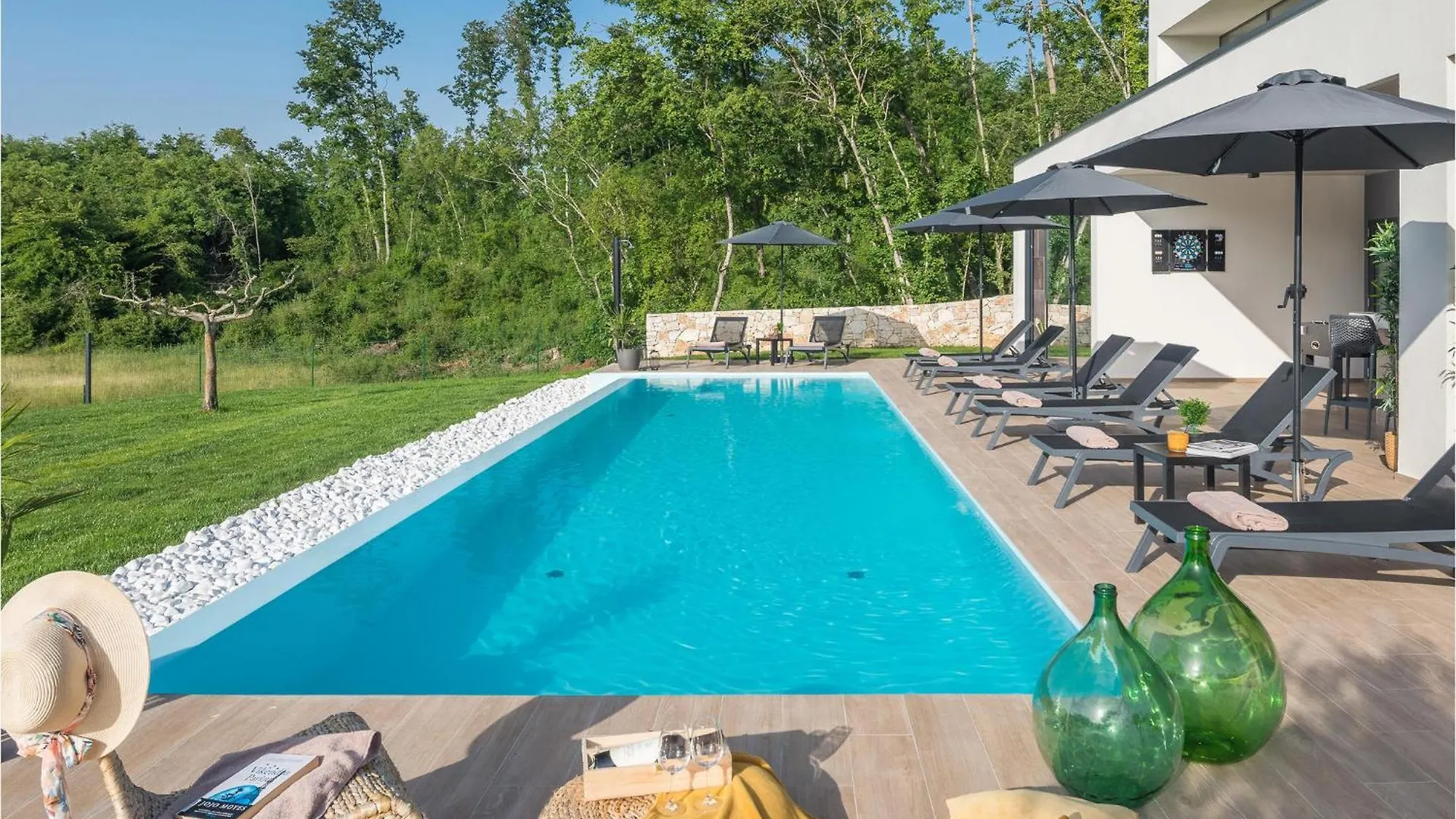 Awesome Home In Zminj With Wifi 0*,  Croatia