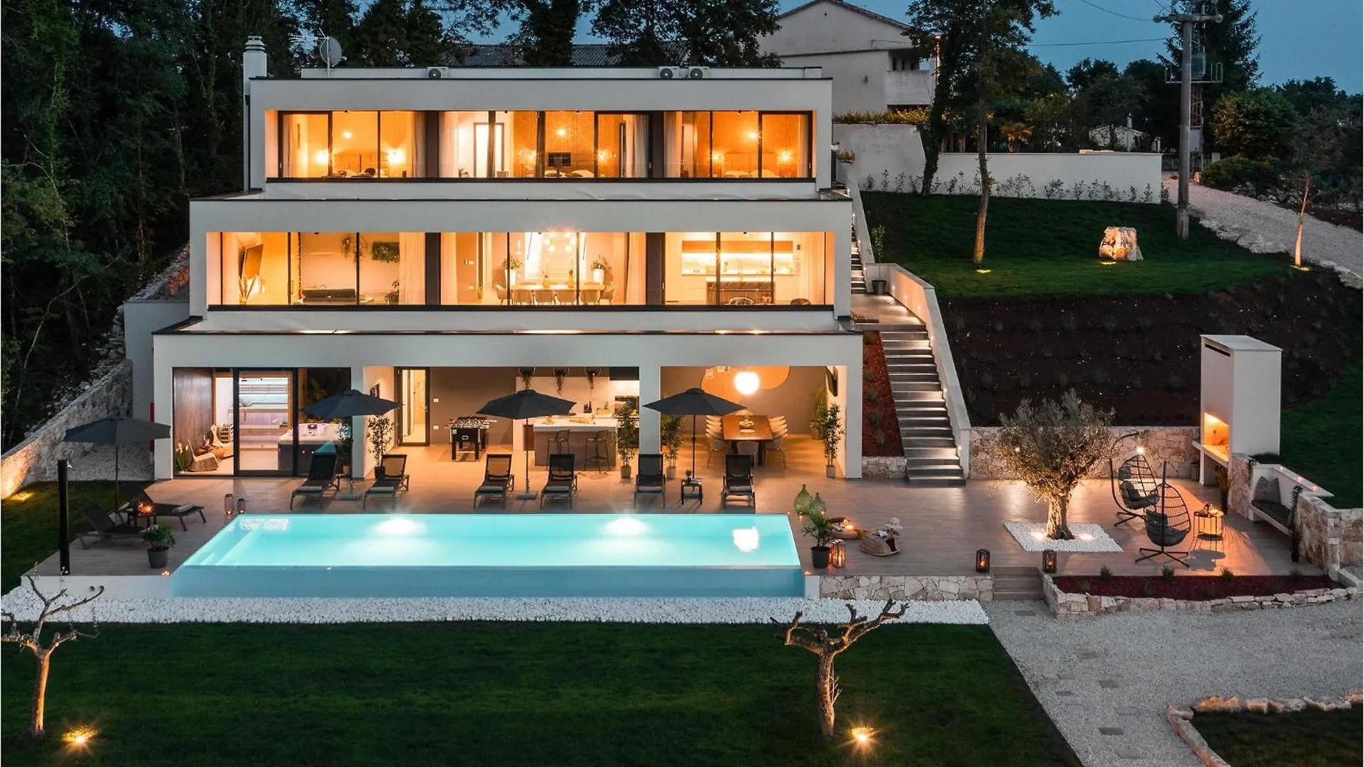 Awesome Home In Zminj With Wifi