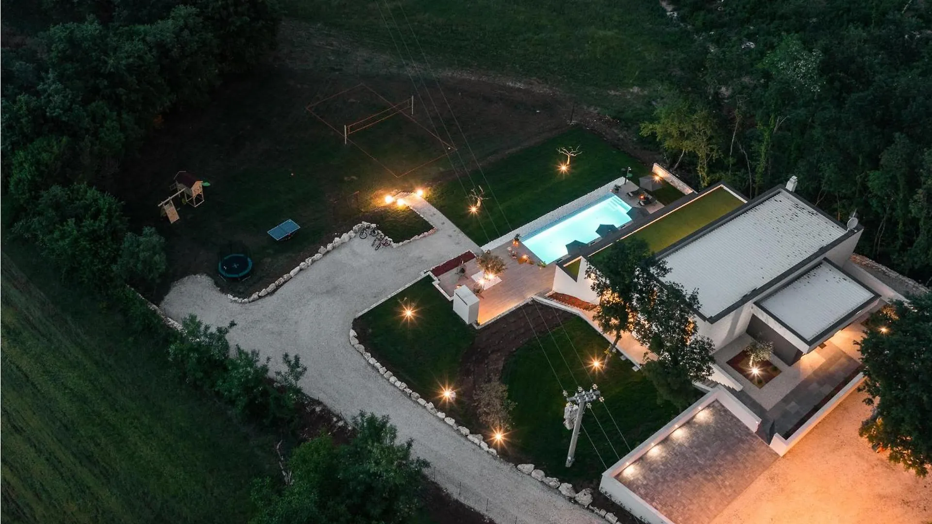 Awesome Home In Zminj With Wifi Holiday home