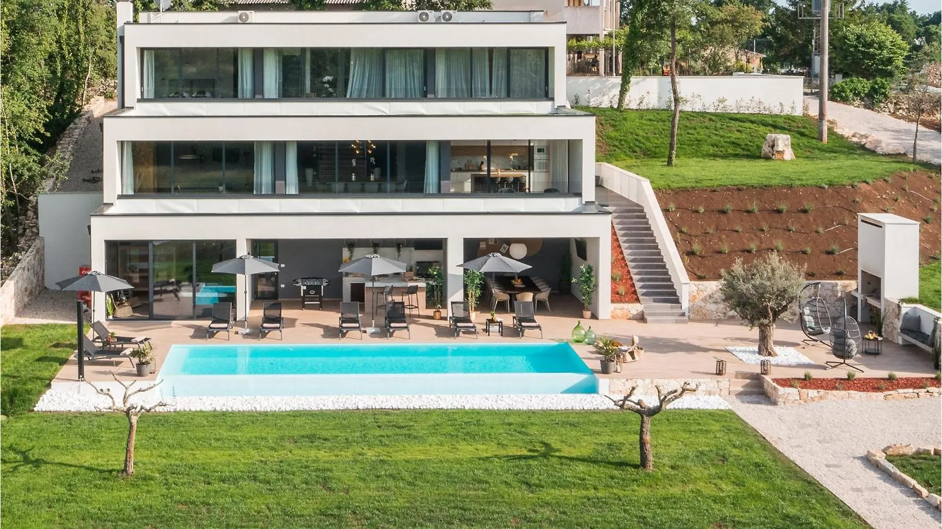 Awesome Home In Zminj With Wifi